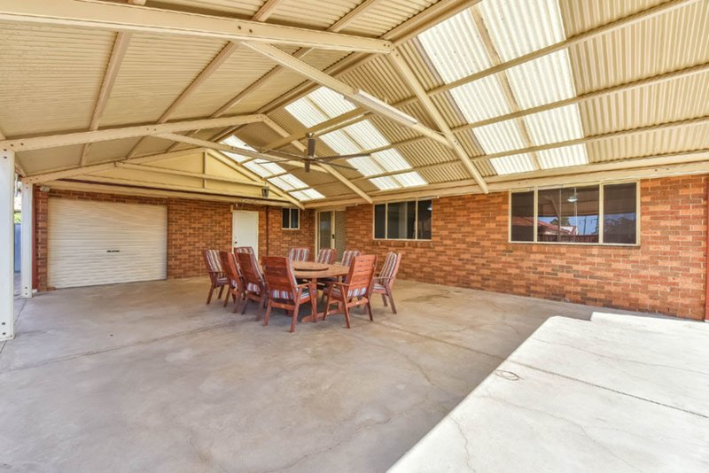 Photo - 19 Granite Place, Eagle Vale NSW 2558 - Image 12