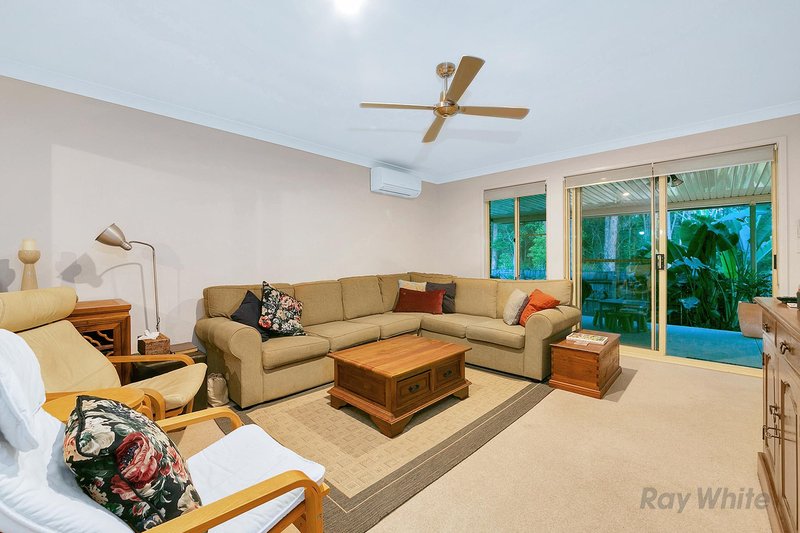 Photo - 19 Greenlaw Place, Eight Mile Plains QLD 4113 - Image 2