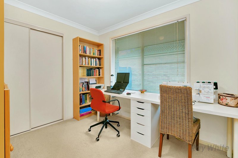 Photo - 19 Greenlaw Place, Eight Mile Plains QLD 4113 - Image 13