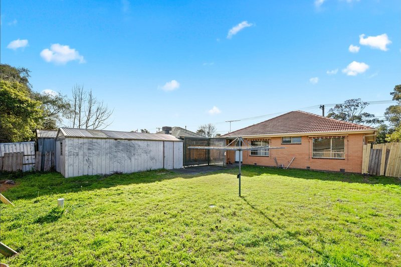 Photo - 19 Greens Road, Wyndham Vale VIC 3024 - Image 4