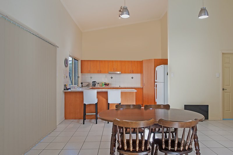 Photo - 19 Greenway Place, Deception Bay QLD 4508 - Image 7