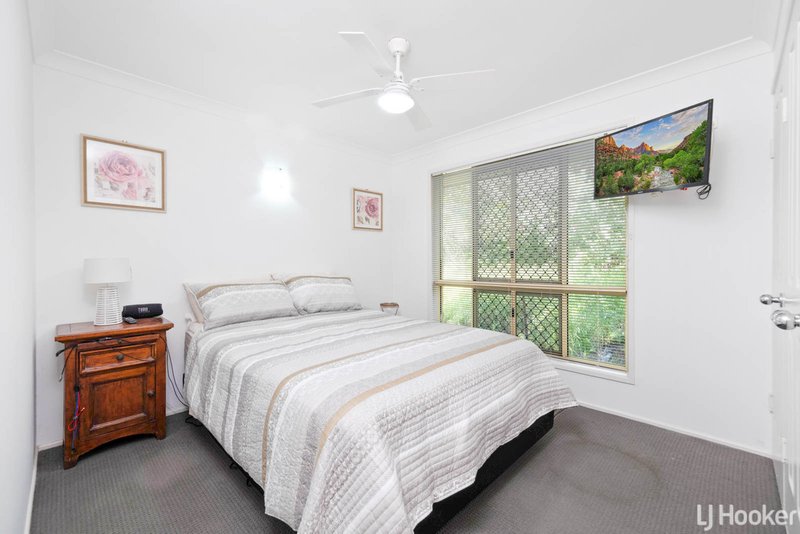 Photo - 19 Gremalis Drive, Parkhurst QLD 4702 - Image 12