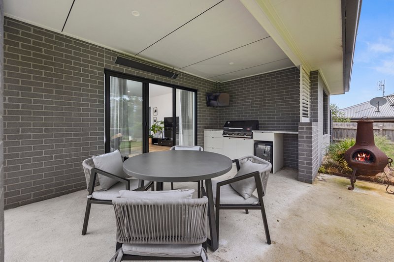 Photo - 19 Grevillea Way, Inverloch VIC 3996 - Image 3