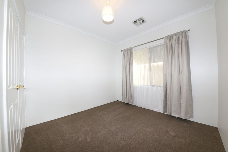 Photo - 19 Gunnamatta Loop, Clarkson WA 6030 - Image 24