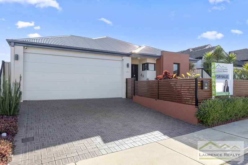 19 Hacienda Drive, Clarkson WA 6030