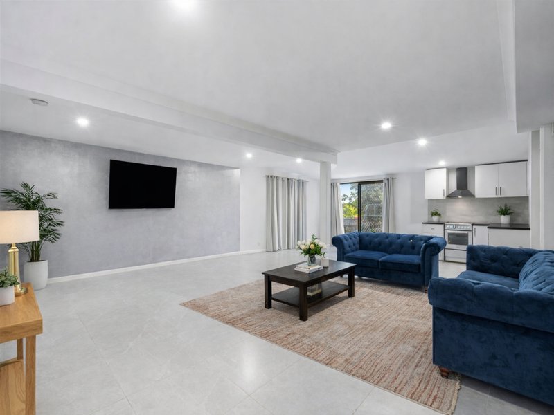 Photo - 19 Hakea Street, Crestmead QLD 4132 - Image 5