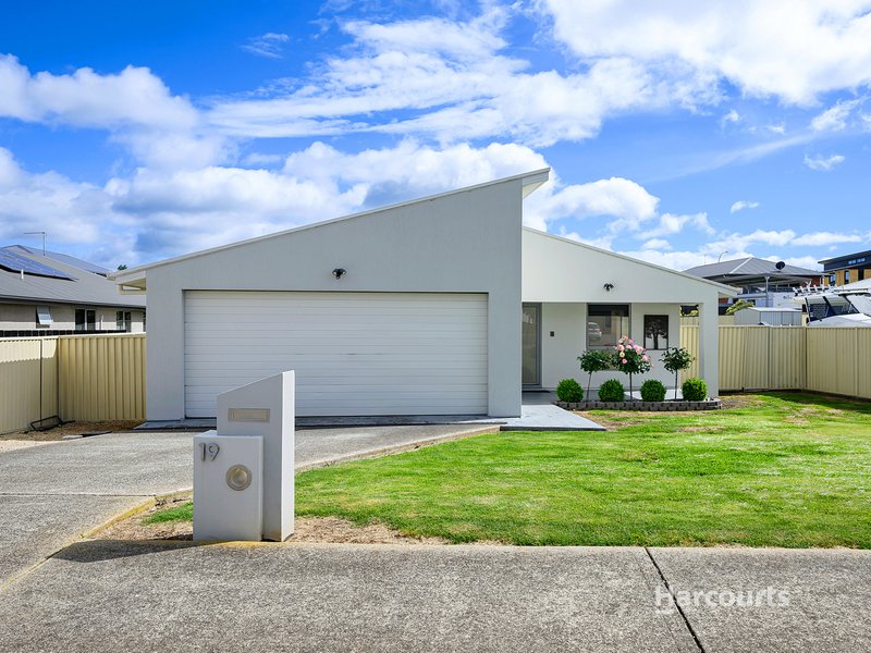 19 Hales Street, Penguin TAS 7316