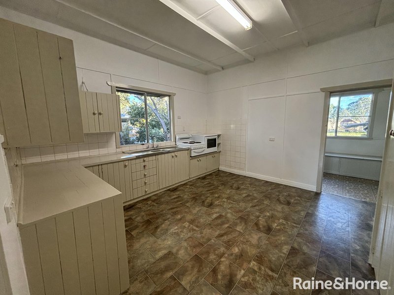 Photo - 19 Haly Street, Kingaroy QLD 4610 - Image 3