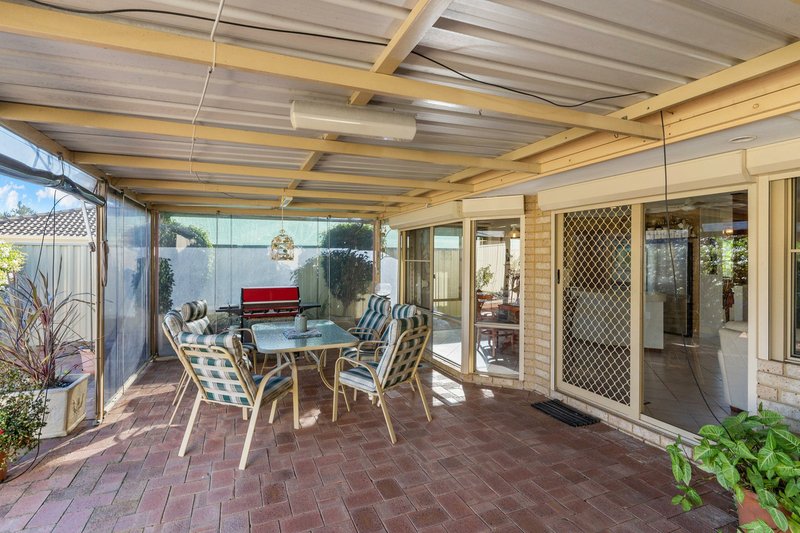 Photo - 19 Hamlet Court, Bibra Lake WA 6163 - Image 17