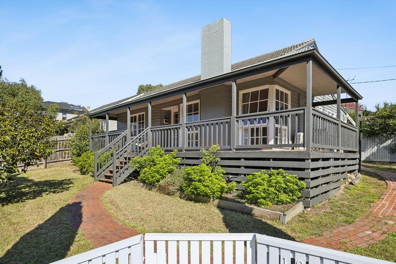 Photo - 19 Hansen Road, Kilsyth VIC 3137 - Image 1