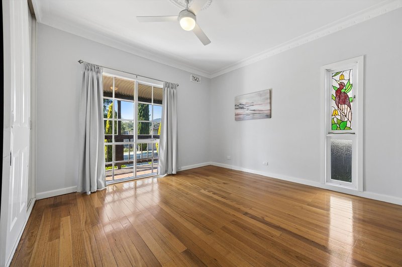 Photo - 19 Hansen Road, Kilsyth VIC 3137 - Image 3