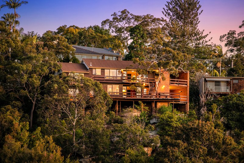 Photo - 19 Hansford Parade, Bilgola Plateau NSW 2107 - Image 8