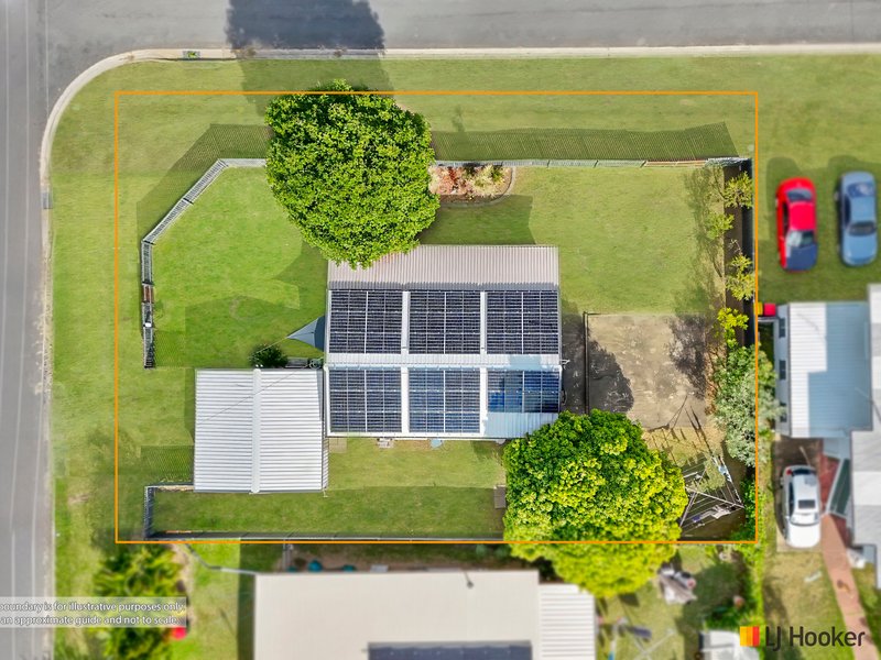 Photo - 19 Hardy Avenue, Park Avenue QLD 4701 - Image 3