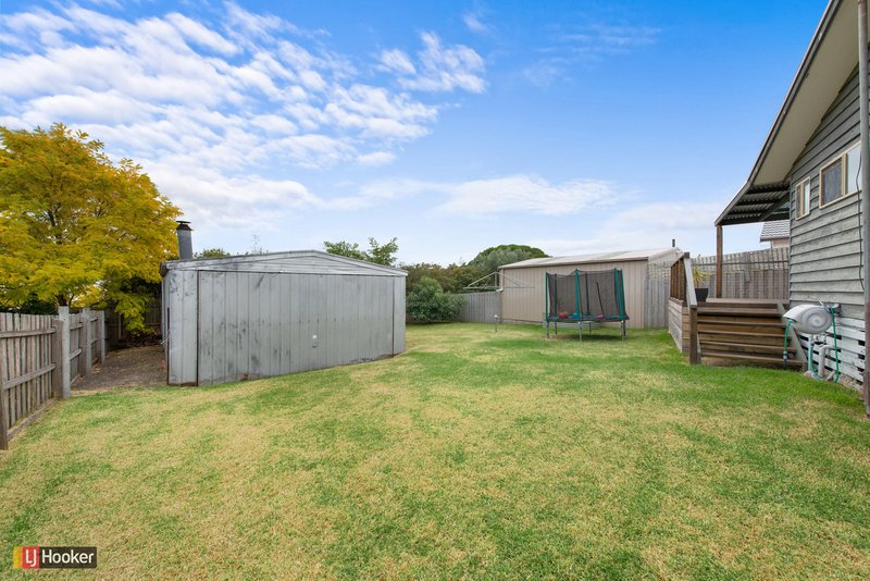 Photo - 19 Hazel Road, Kalimna VIC 3909 - Image 13