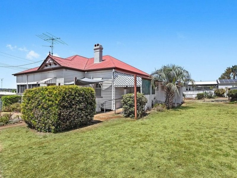 Photo - 19 Helen and 26 Vacy , Newtown QLD 4350 - Image 7