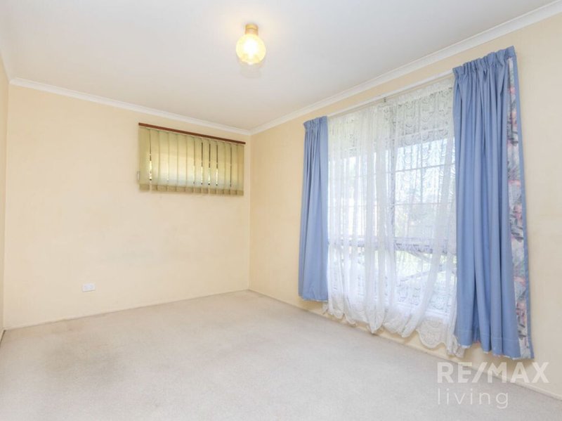 Photo - 19 Henderson Road, Burpengary QLD 4505 - Image 10