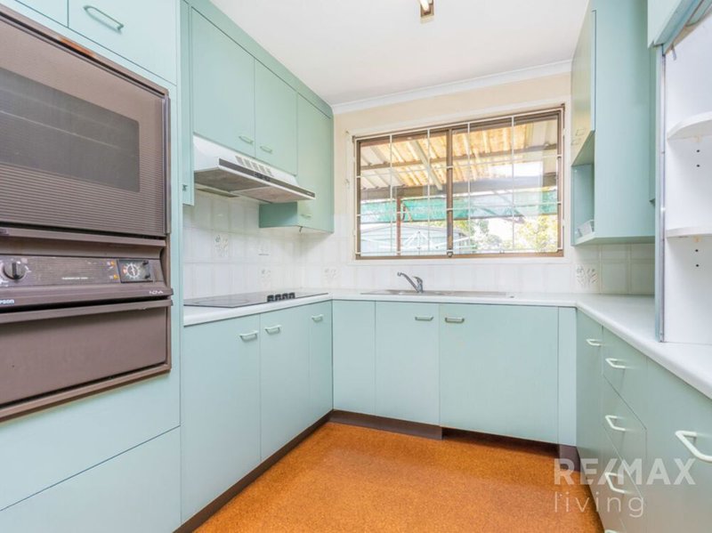 Photo - 19 Henderson Road, Burpengary QLD 4505 - Image 12