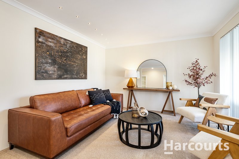 Photo - 19 Hennessy Drive, Ashby WA 6065 - Image 3