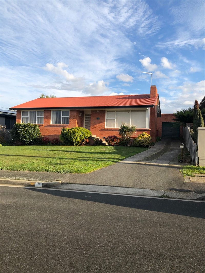 19 Henrietta Grove, West Launceston TAS 7250