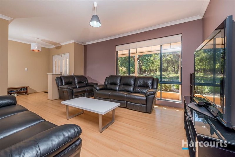 Photo - 19 Hereford Way, Lower Chittering WA 6084 - Image 4