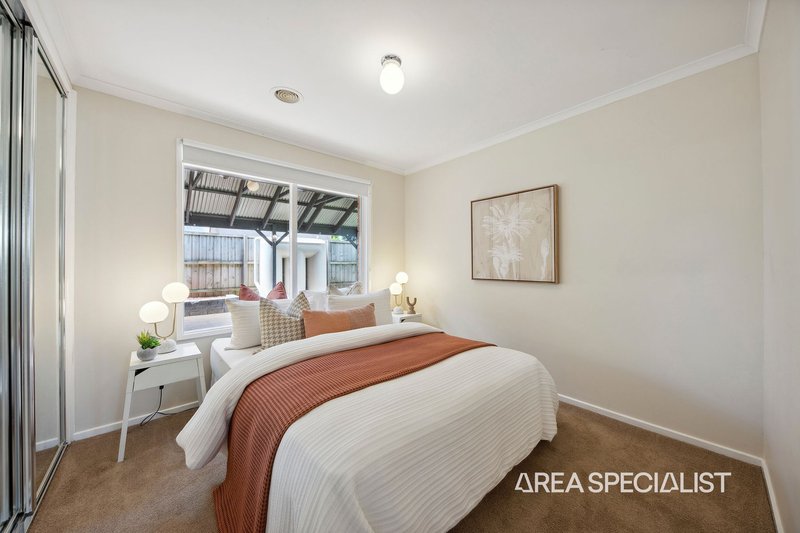 Photo - 19 Heywood Crescent, Cranbourne North VIC 3977 - Image 20