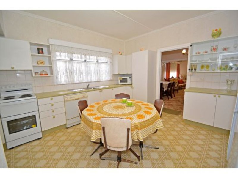 Photo - 19 High Street, Mount Gravatt QLD 4122 - Image 2