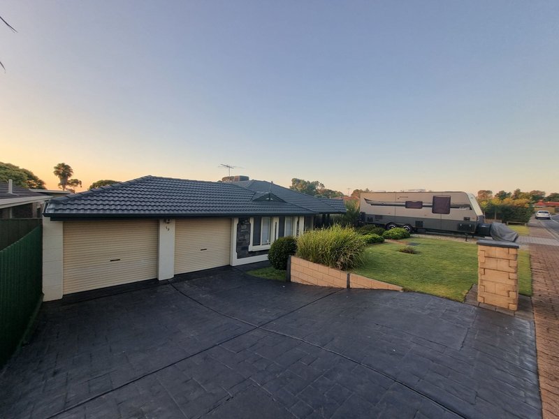 Photo - 19 Highfield Drive, Hillbank SA 5112 - Image 2