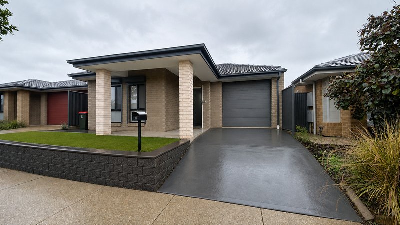 Photo - 19 Highland Circuit, Blakeview SA 5114 - Image 1