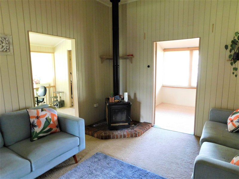 Photo - 19 Hilda Street, Charleville QLD 4470 - Image 7