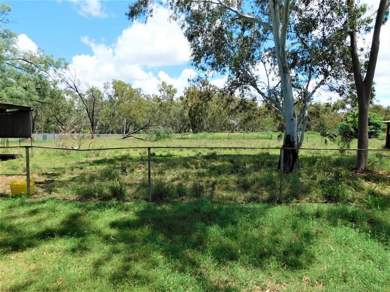 Photo - 19 Hilda Street, Charleville QLD 4470 - Image 14