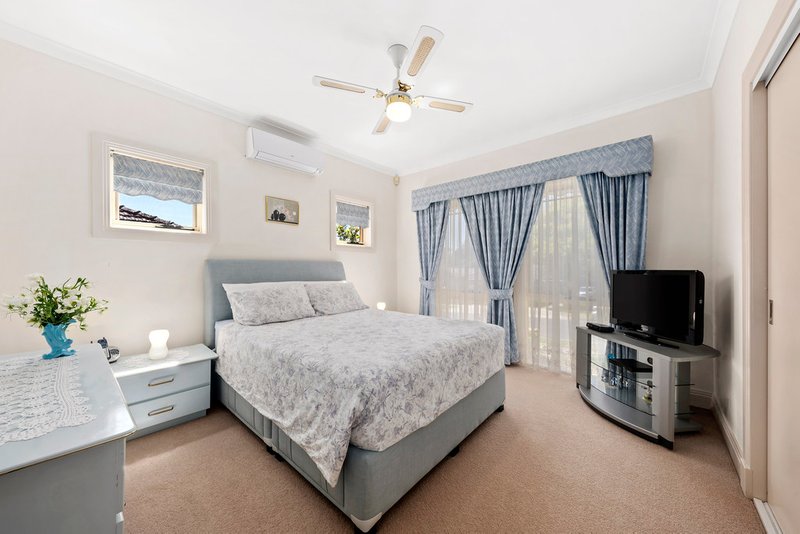 Photo - 1/9 Hillview Avenue, Mount Waverley VIC 3149 - Image 8