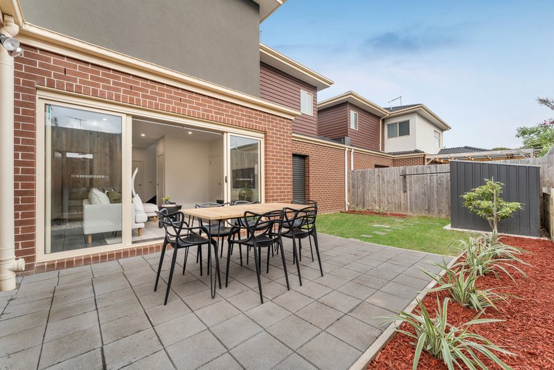 Photo - 19 Hillview Crescent, Ferntree Gully VIC 3156 - Image 18