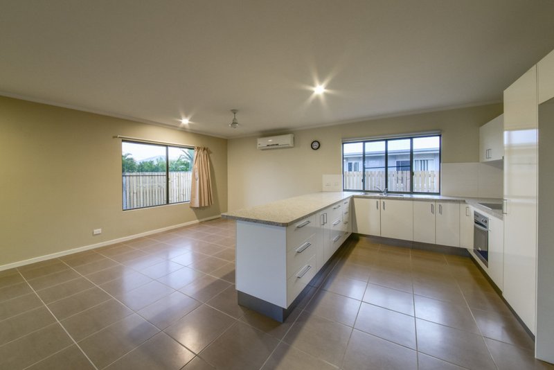 Photo - 19 Honey Myrtle Street, Proserpine QLD 4800 - Image 8