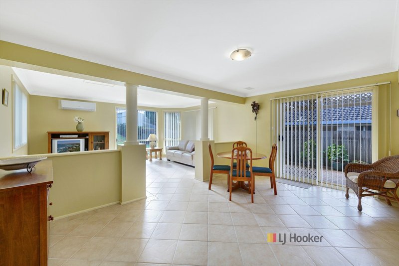 Photo - 19 Honeygum Way, Mardi NSW 2259 - Image 6