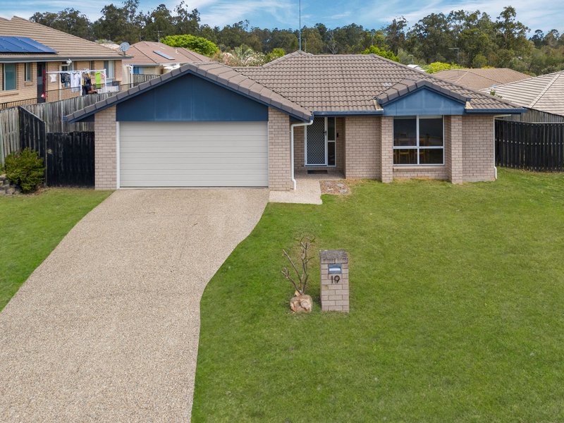 19 Honeywood Drive, Fernvale QLD 4306