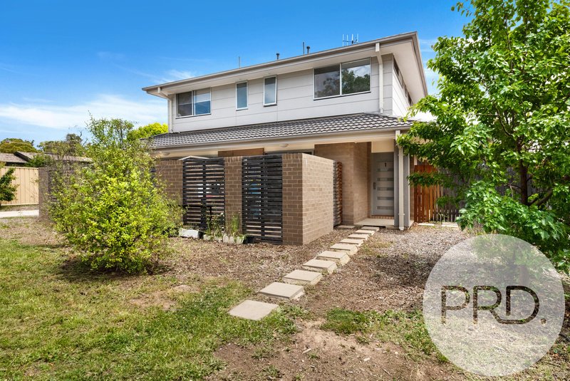 1/9 Houghton Place, Spence ACT 2615