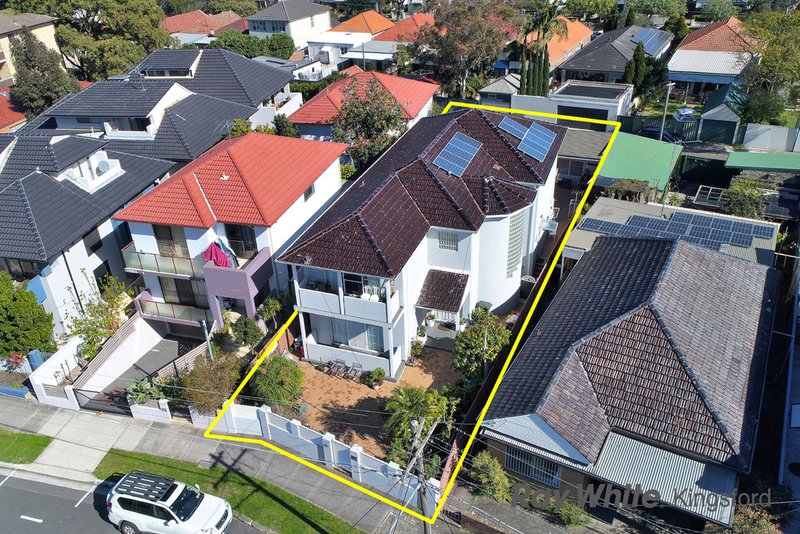 Photo - 19 Houston Road, Kensington NSW 2033 - Image 2