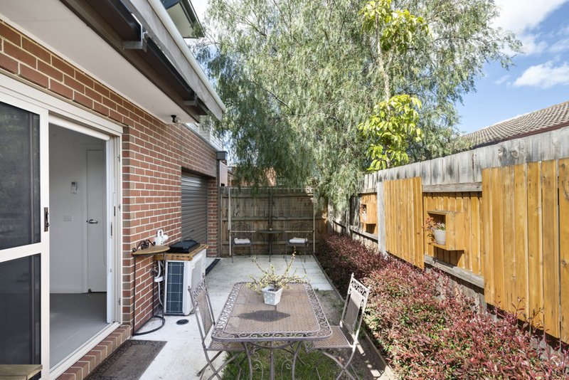 Photo - 1/9 Houston Street, Epping VIC 3076 - Image 8