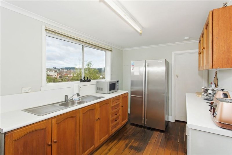 Photo - 19 Howick Street, South Launceston TAS 7249 - Image 5