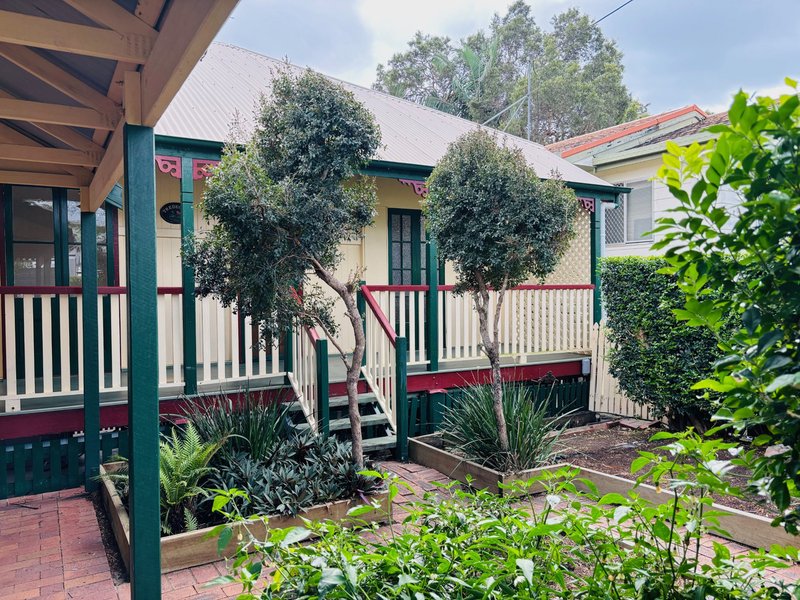 Photo - 19 Howie Street, Clayfield QLD 4011 - Image 2