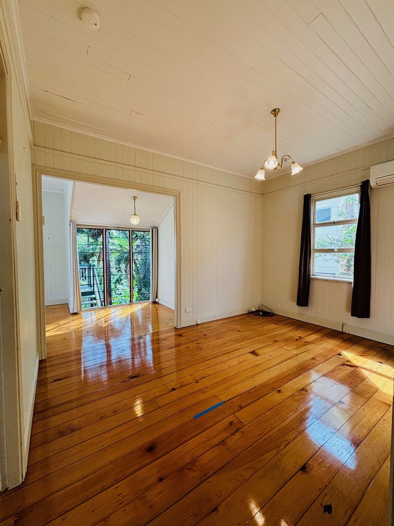 Photo - 19 Howie Street, Clayfield QLD 4011 - Image 4