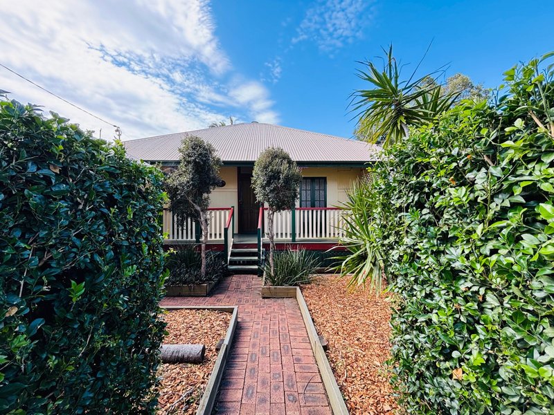 Photo - 19 Howie Street , Clayfield QLD 4011 - Image 1