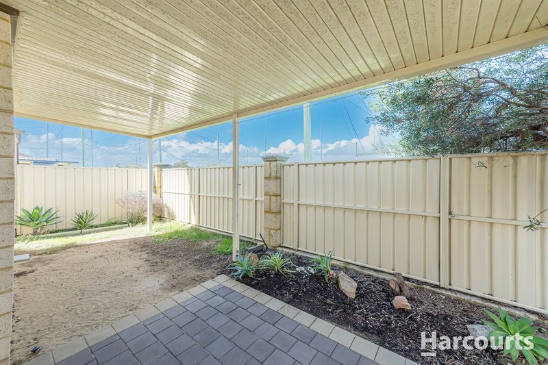 Photo - 19 Hoypoy Gardens, Darch WA 6065 - Image 28