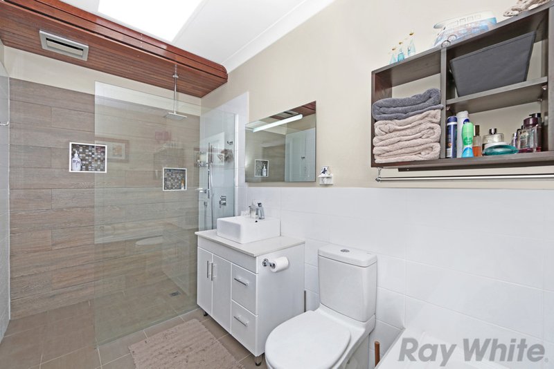 Photo - 19 Huene Avenue, Budgewoi NSW 2262 - Image 7