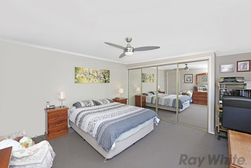 Photo - 19 Huene Avenue, Budgewoi NSW 2262 - Image 8