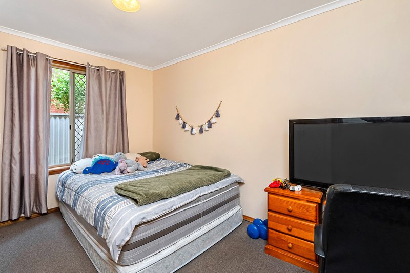 Photo - 19 Hughes Street, Mount Barker SA 5251 - Image 5