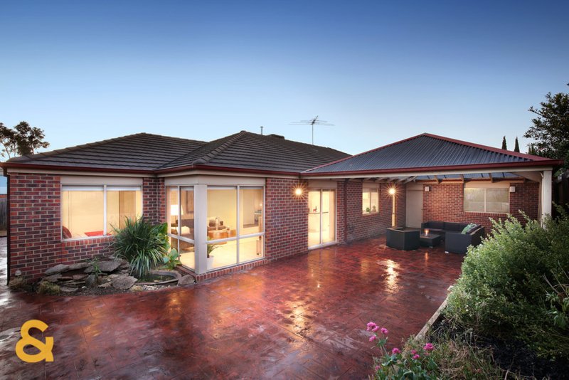 Photo - 19 Hunter Avenue, Roxburgh Park VIC 3064 - Image 26