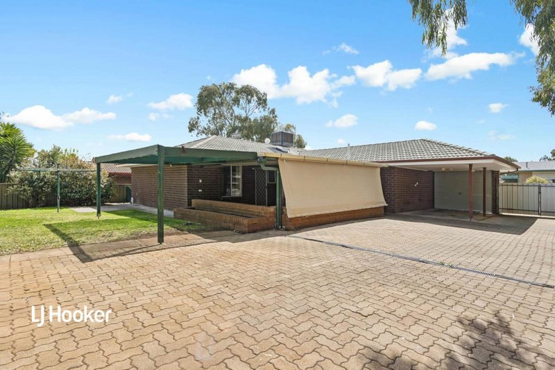 Photo - 19 Ina Close, Craigmore SA 5114 - Image 18