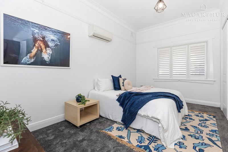 Photo - 19 Inverary Street, Turvey Park NSW 2650 - Image 5