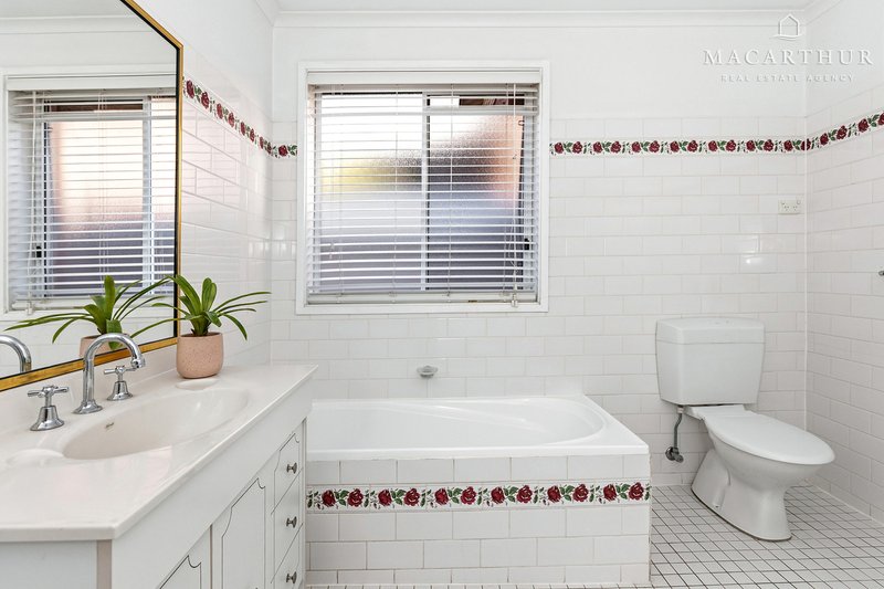 Photo - 19 Inverary Street, Turvey Park NSW 2650 - Image 21